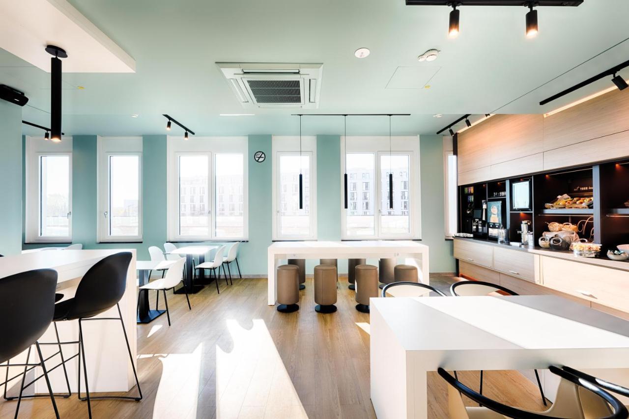 B&B Hotel Nuernberg-West 外观 照片